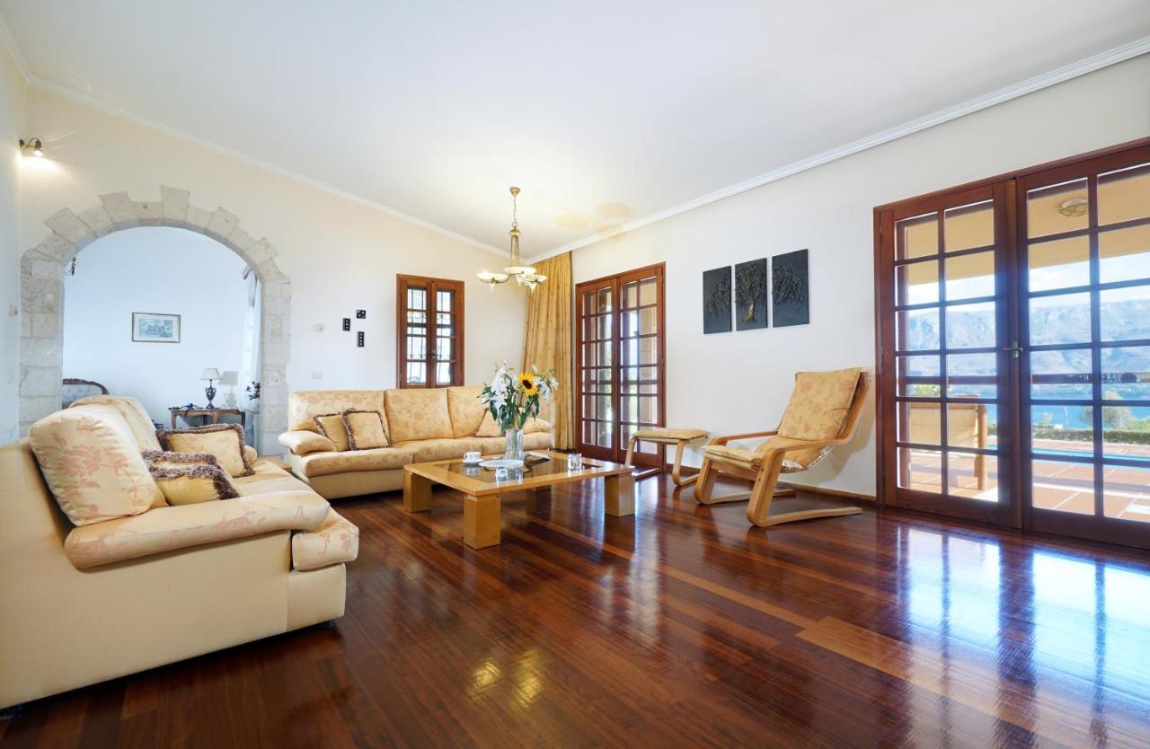 Villa Thealassa Kounoupidhianá Extérieur photo